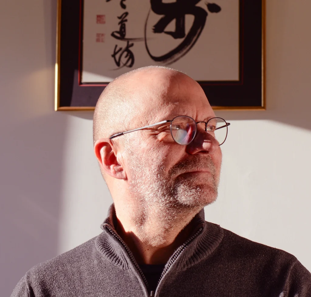 Een foto van Robert Kizen, die Zen Brabantse Wal leidt.